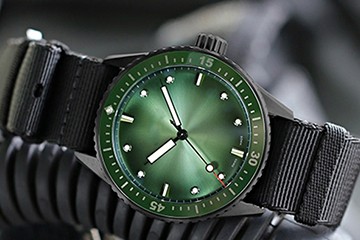 西安江诗丹顿表官方售后保养服务